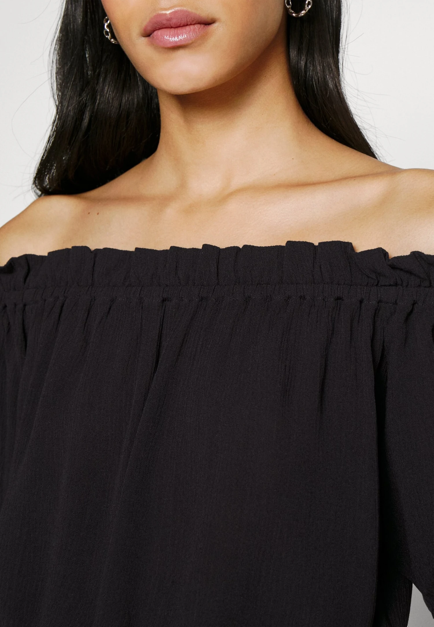 Vila Visunny Shoulder - Top - Black 7 Vila Visunny Shoulder - Top - Black - Afbeelding 5