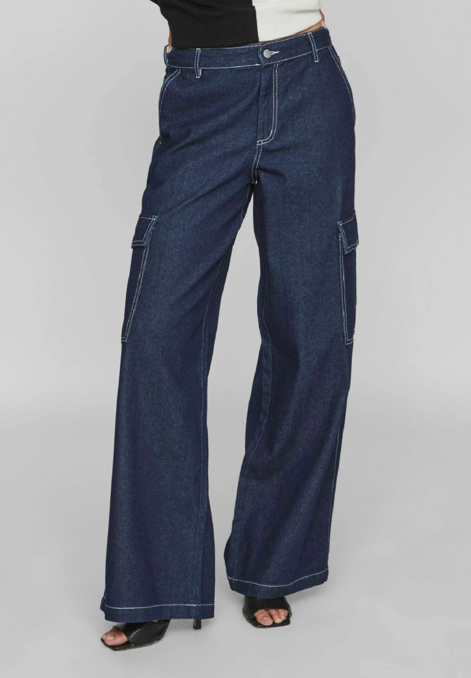 Vila Wide Cargo Look - Flared Jeans - Dark Blue Denim 3 Vila Wide Cargo Look - Flared Jeans - Dark Blue Denim