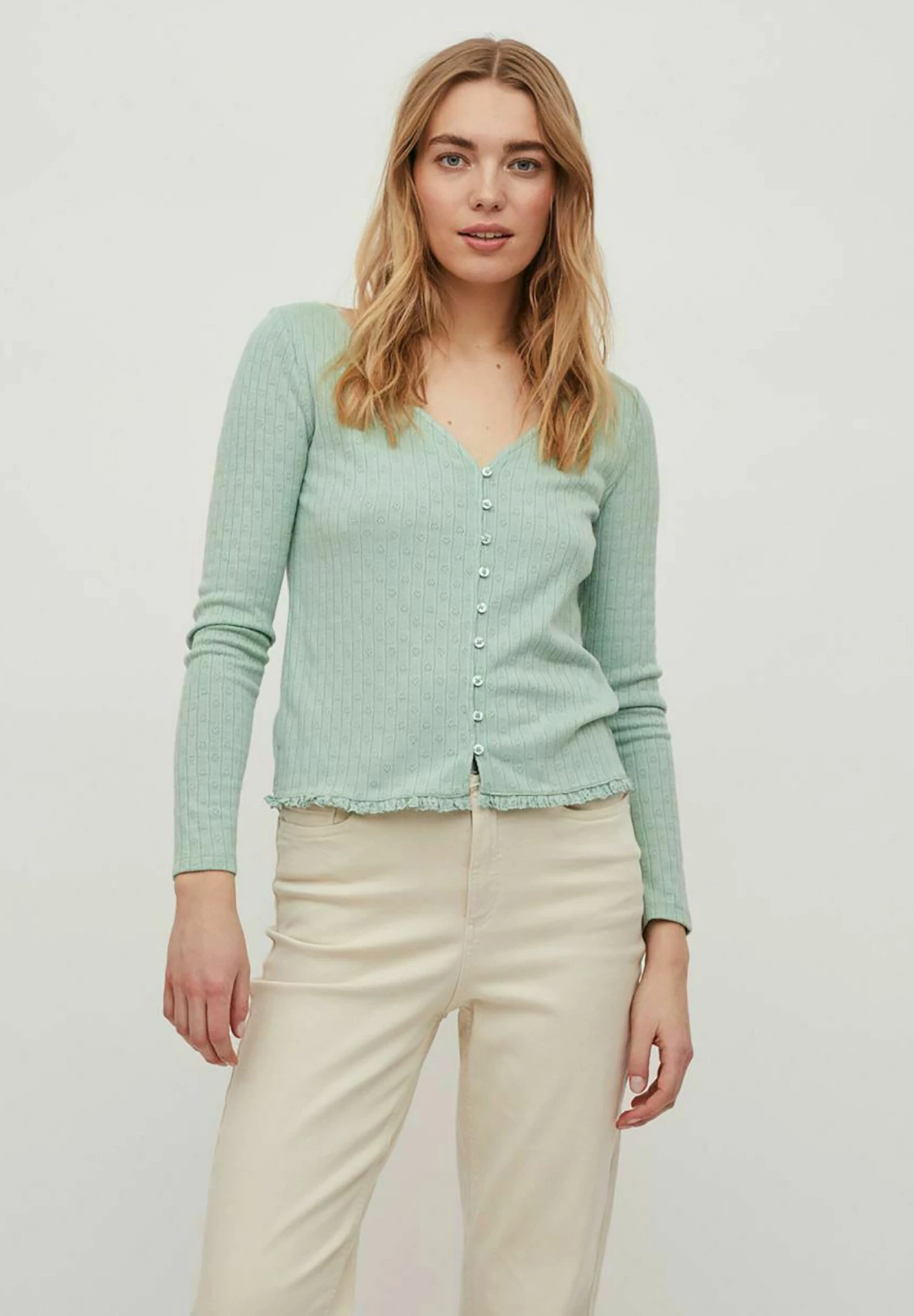 Vila Vest - Grayed Jade 3 Vila Vest - Grayed Jade