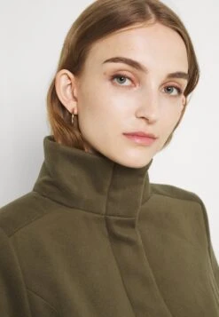 Vila Vipoku High Neck Coat - Mantel - Dark Olive 11 Vila Vipoku High Neck Coat - Mantel - Dark Olive -Dames 3b80c34a3f1c48f5b6d1680b772c6683