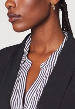 Vikamma Blazer- Blazer - Black -Dames 3fa1f2dec3a1466e9fae1292a6897339