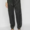 Vila Cargobroek - Black -Dames 44a71a958bf64968bf4ea3e833f2bf9f