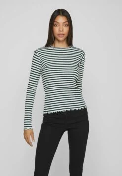 Vila Longsleeve - Ponderosa Pine