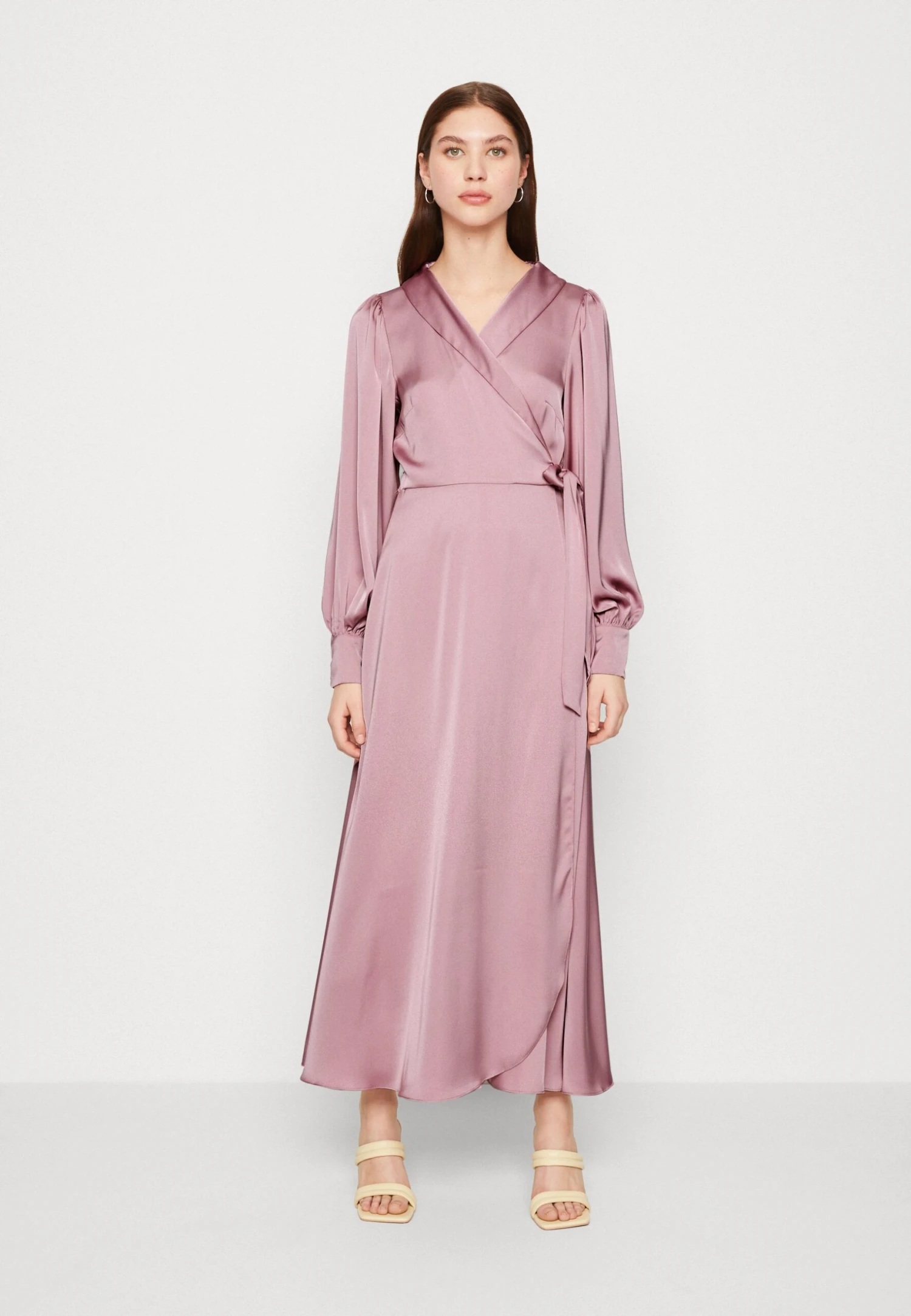 Vila Vienna Ravenna Ankle Wrap - Jurk - Foxglove 3 Vila Vienna Ravenna Ankle Wrap - Jurk - Foxglove