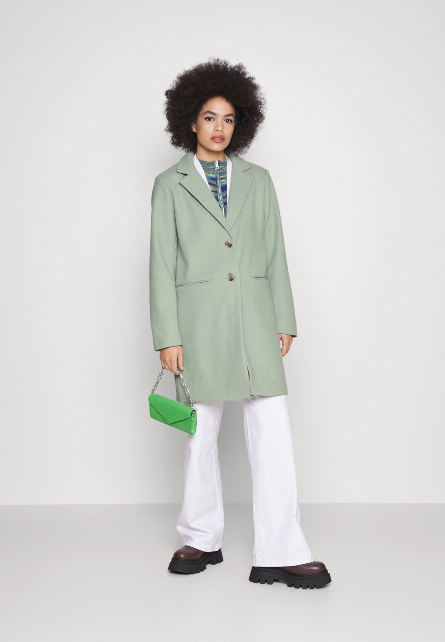 Vila Vipoko L/S - Blazer - Green Milieu 4 Vila Vipoko L/S - Blazer - Green Milieu - Afbeelding 2