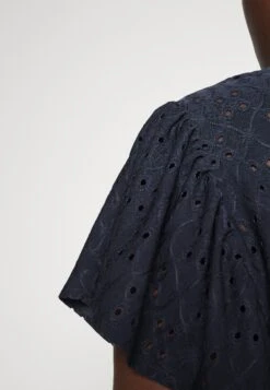 Vikawa - T-Shirt Print - Navy Blazer -Dames 4f238162a9ee4a16865c9d0dd2417450