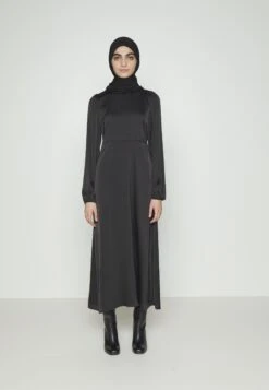Vilavanna Modesty Dress - Cocktailjurk - Black