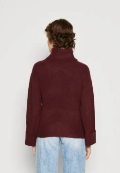 Vila Virolfie - Trui - Winetasting -Dames 532f89f251bf49999b86f318b13c0b12