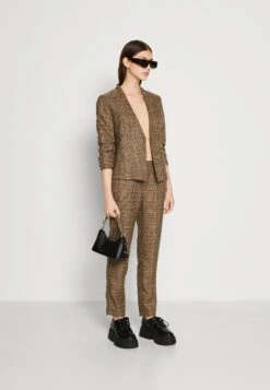 Vila Vijenny 3/4 - Blazer - Brown Lentil/Brown/Green -Dames 541f7a8fc7304637bdd67c12c2631110