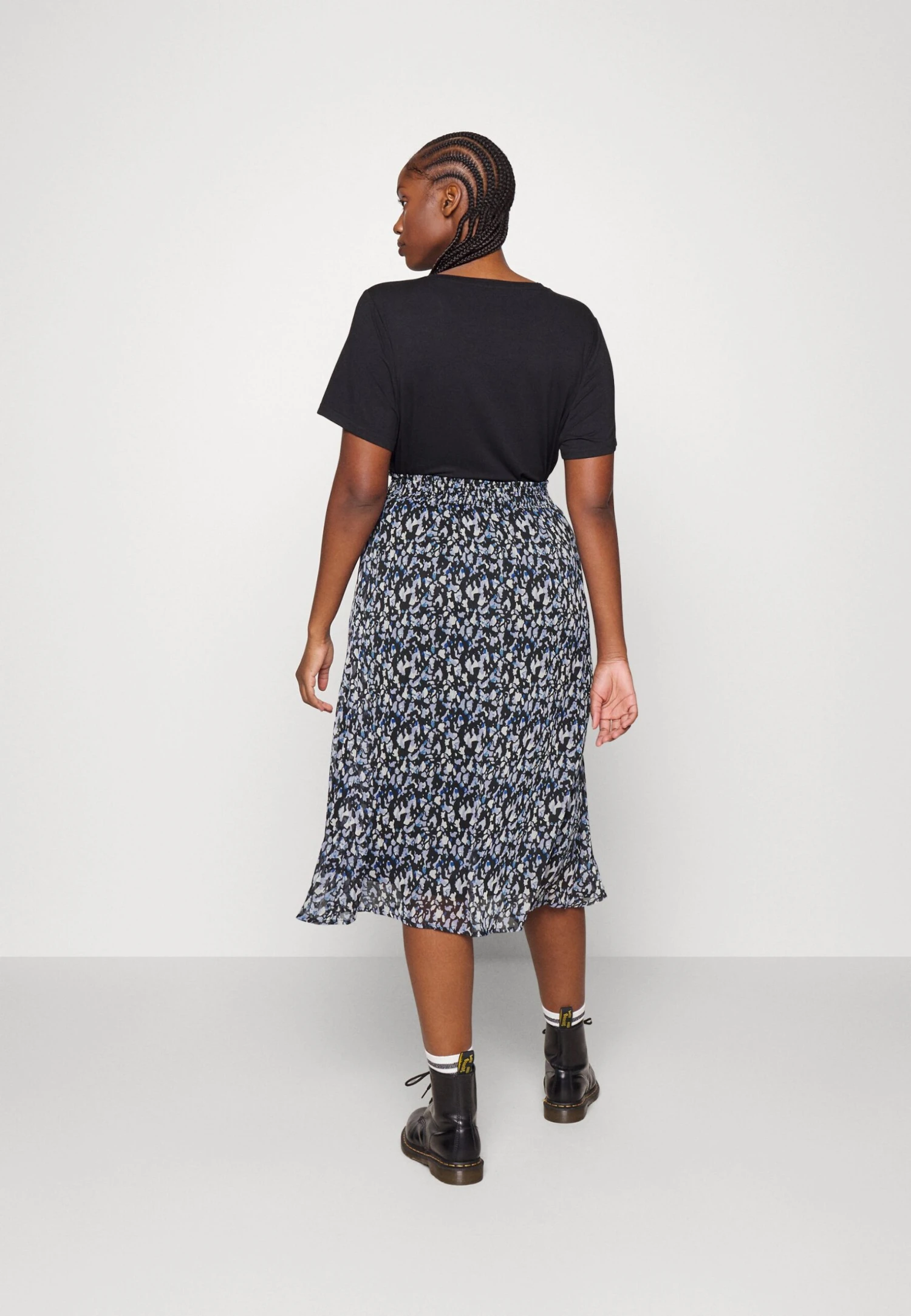 Vifalia Midi Skirt - A-Lijn Rok - Black/Mazarine Blue 5 Vifalia Midi Skirt - A-Lijn Rok - Black/Mazarine Blue - Afbeelding 3