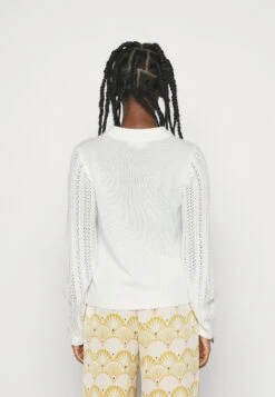 Vichoi O Neck - Trui - White Alyssum -Dames 5a841b2b3390446fb5aa0225d739ef04