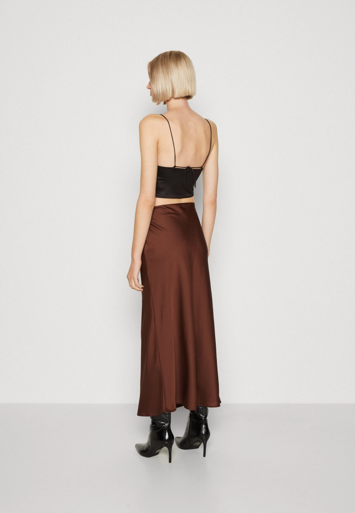 Vila Viellette Long Skirt - Maxirok - Shaved Chocolate 5 Vila Viellette Long Skirt - Maxirok - Shaved Chocolate - Afbeelding 3