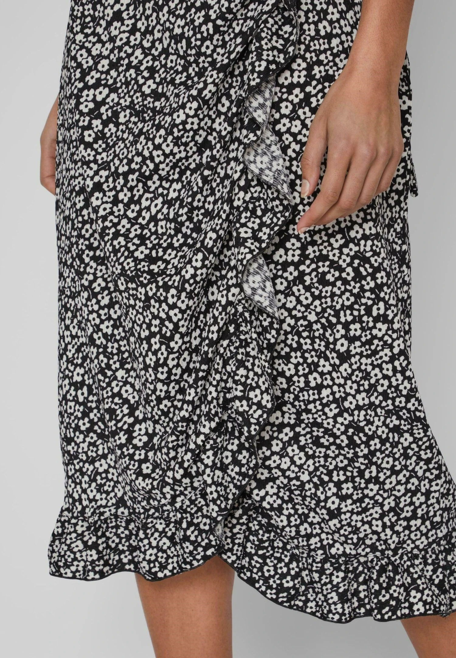 Vila Vicaia Hw - A-Lijn Rok - Black 6 Vila Vicaia Hw - A-Lijn Rok - Black - Afbeelding 4