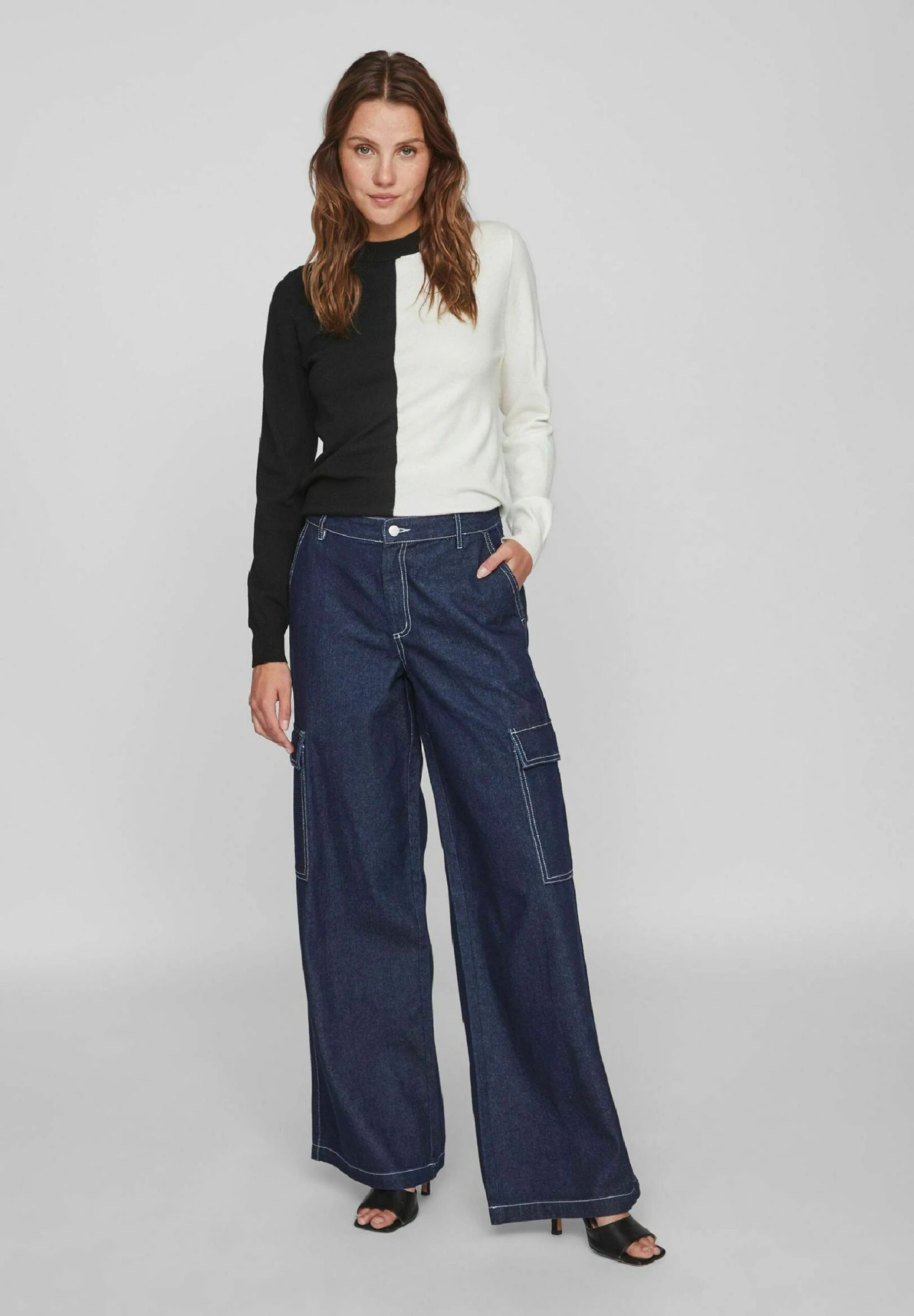 Vila Wide Cargo Look - Flared Jeans - Dark Blue Denim 4 Vila Wide Cargo Look - Flared Jeans - Dark Blue Denim - Afbeelding 2