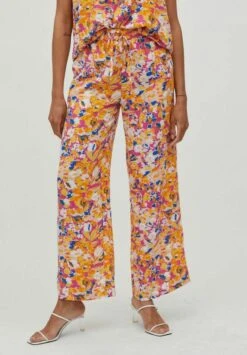 Vila Broek - Phlox Pink