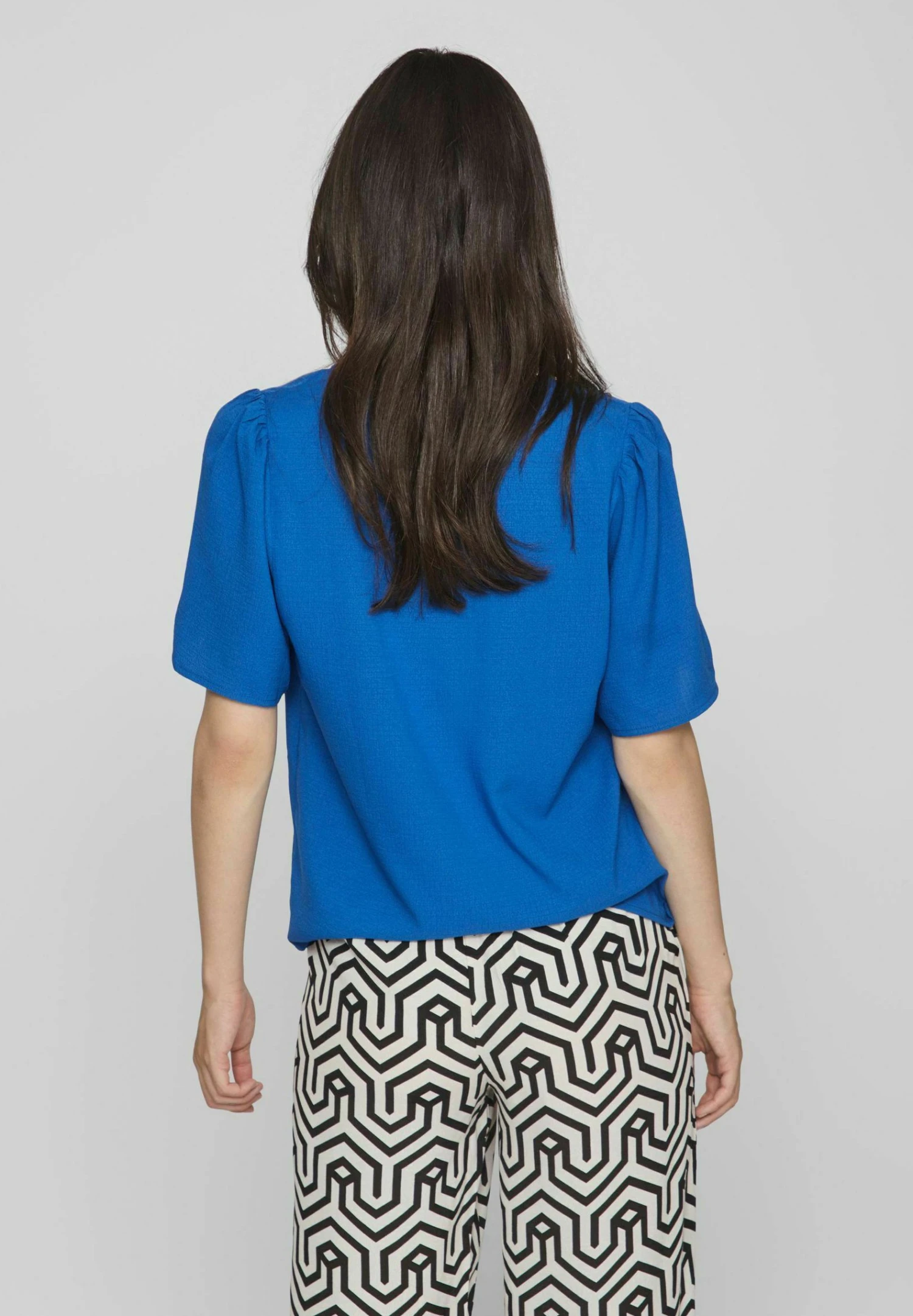 Vila Mit Kurzen Ärmeln V-Ausschnitt - Blouse - Lapis Blue 5 Vila Mit Kurzen Ärmeln V-Ausschnitt - Blouse - Lapis Blue - Afbeelding 3