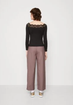 Vila Vibe Off Shoulder - Longsleeve - Black -Dames 8d12dc77e1444afd895da2e6973642ae