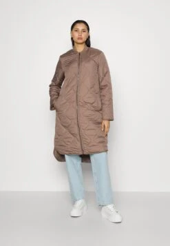 Vila Vimanon Quilted Jacket- Mantel - Walnut