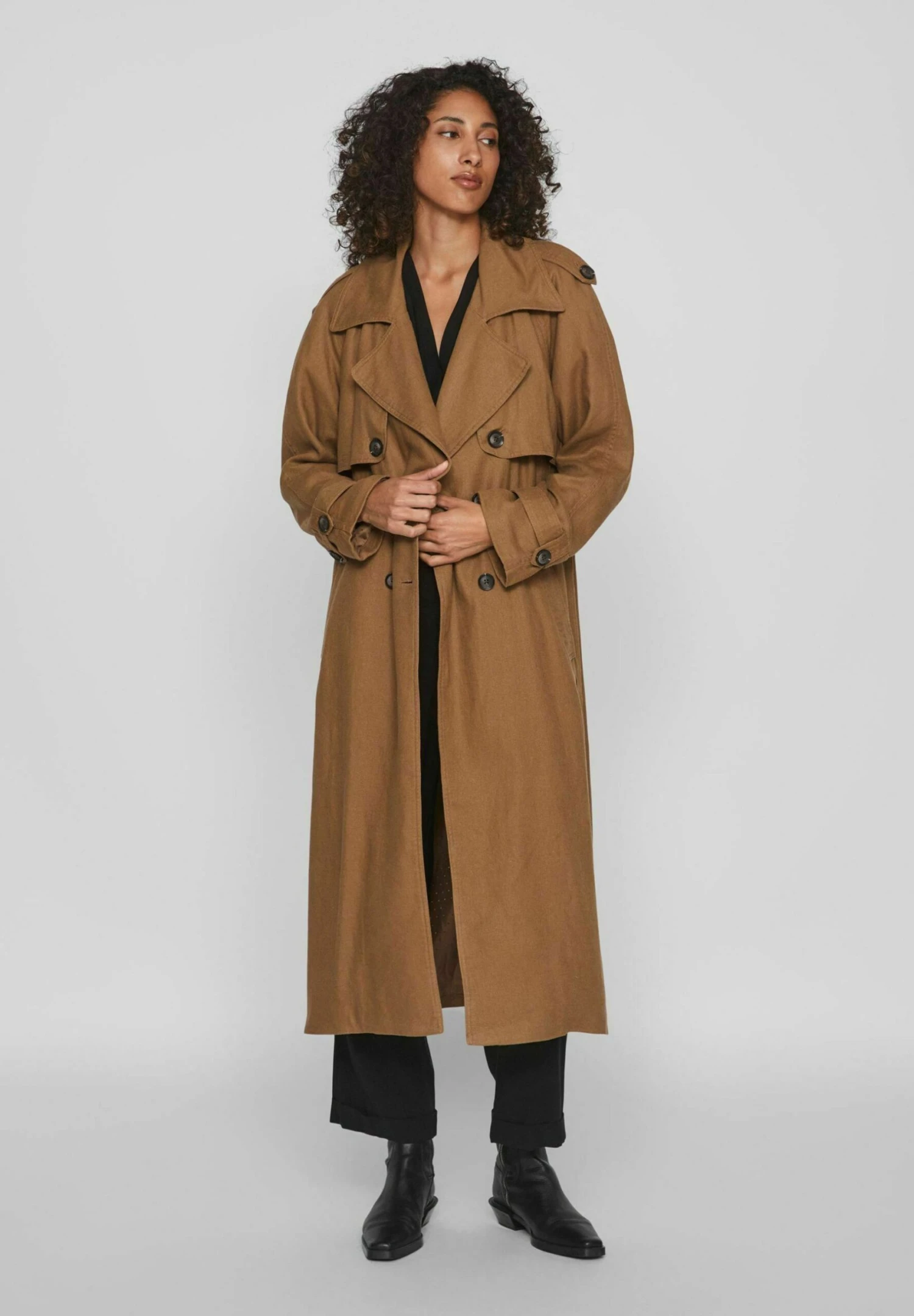 Dames -Dames 92d0d40be28c404ca773f2159f411390 scaled 1