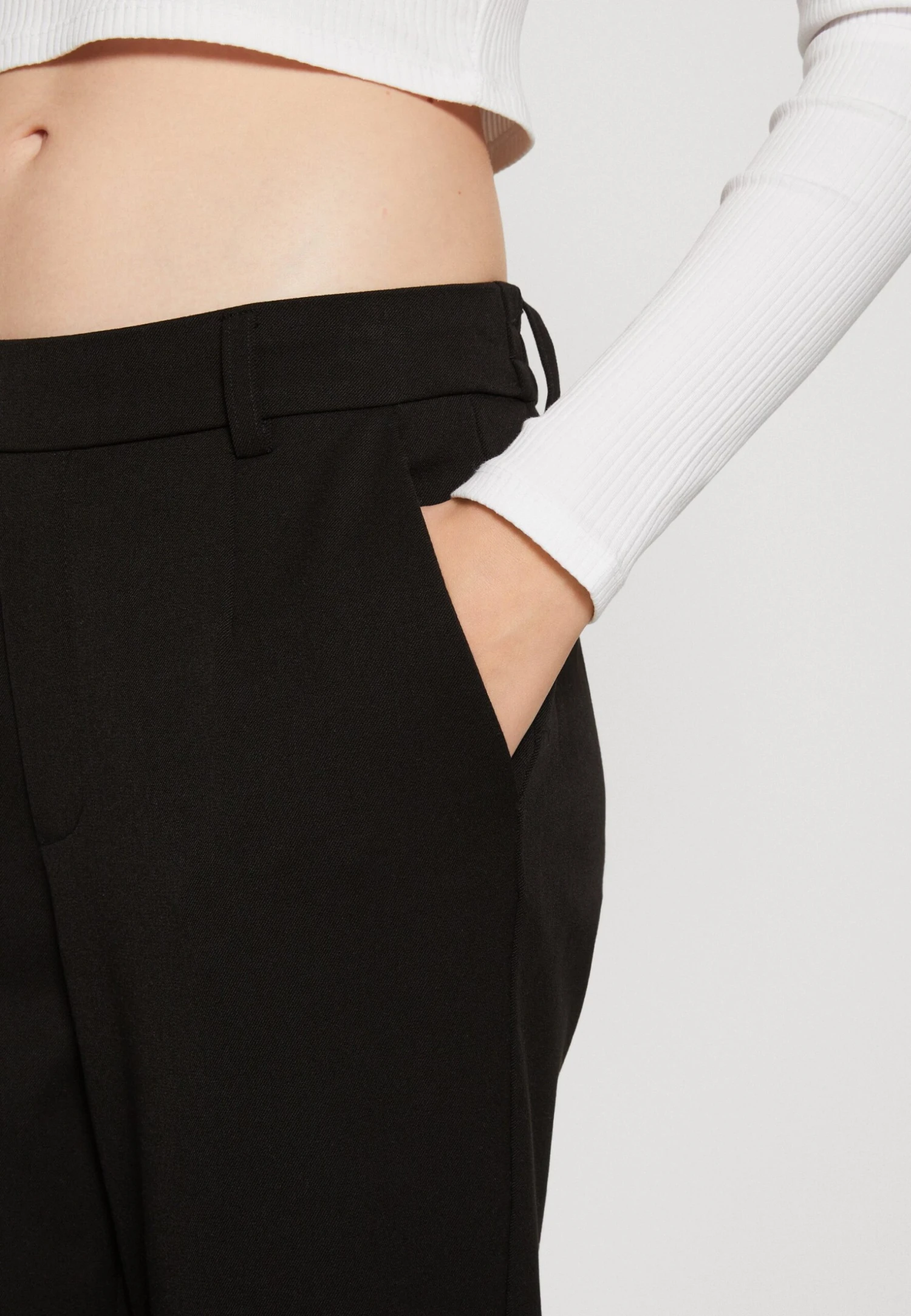 Vila Vivarone Slim Noos - Broek - Black 6 Vila Vivarone Slim Noos - Broek - Black - Afbeelding 4