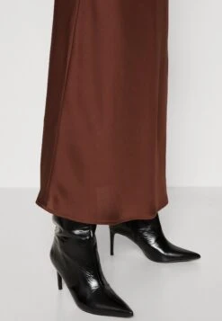 Vila Viellette Long Skirt - Maxirok - Shaved Chocolate 13 Vila Viellette Long Skirt - Maxirok - Shaved Chocolate -Dames 99f10840e13049818858ca9eafdabf39