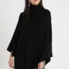 Vila Poncho - Black