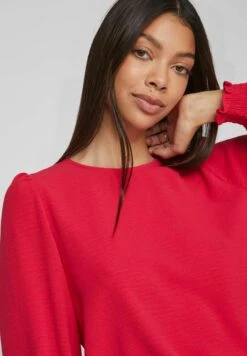 Vila Feminines - Blouse - Love Potion -Dames a1d149446788415d8590616c7a822bc5