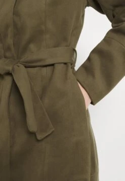 Vila Vipoku High Neck Coat - Mantel - Dark Olive 13 Vila Vipoku High Neck Coat - Mantel - Dark Olive -Dames a7e33fc68c8646ed9c618a91824ebf1d