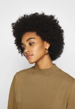 Vila Vidania Smock- Blouse - Butternut -Dames a878d45c39e046f8aed422b3bf29b3f5