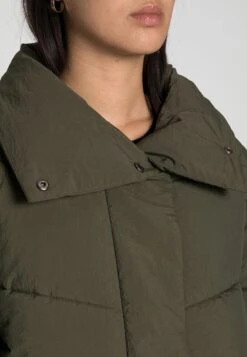 Vila Vilouisa Short Padded Coat - Winterjas - Forest Night -Dames a90c628f5403463bb1793a651dd8a09d