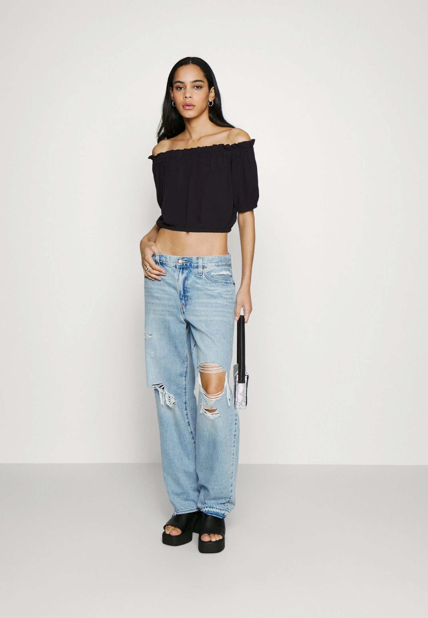 Vila Visunny Shoulder - Top - Black 4 Vila Visunny Shoulder - Top - Black - Afbeelding 2