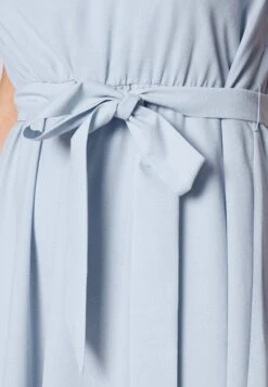 Vimirage V Neck Dress - Galajurk - Kentucky Blue 11 Vimirage V Neck Dress - Galajurk - Kentucky Blue -Dames ad6dc53e6e7b43b497a1ad79f733655d