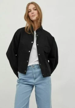 Vila Lichte Jas - Black