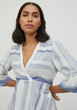 Vila Mit V-Ausschnitt 3/4-Arm - Blouse - English Manor -Dames d20e0ee30998418189ab0f27e83bce3c