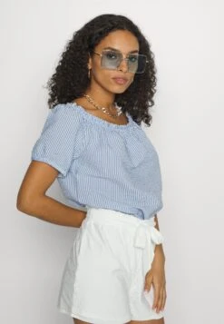 Vikawa Belt - Shorts - Cloud Dancer -Dames e39094320a3649e49a631cfc9ee53b77