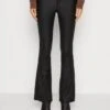 Vila Vicommit - Flared Jeans - Black