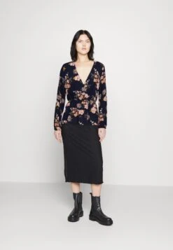 Vila Violivia Wrap - Blouse - Patriot Blue -Dames edb3201722ac4ea4a9ad0207e4b77391