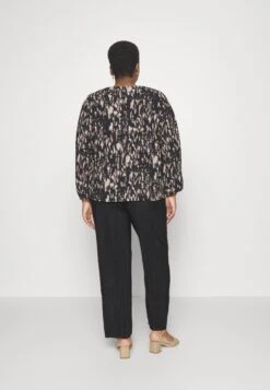 V Neck Blouse - Blouse - Black -Dames f522e9d726f94a47a33e07e81898c2ba