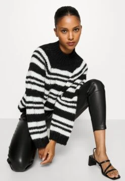 Vilise Coated Leggings - Broek - Black 11 Vilise Coated Leggings - Broek - Black -Dames fd0c2ec0810141db8f8f10e6057fff2c